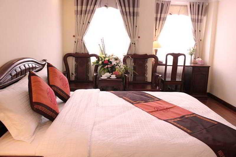 Lucky 3 Hotel & Travel Hanoi Room photo